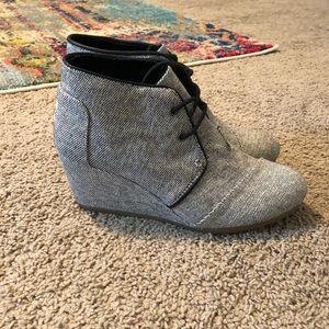 Toms Desert Wedge With Sparkle Size 10